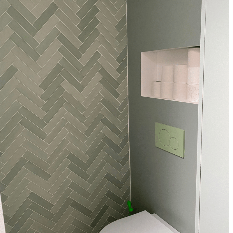 Visgraat Badkamer